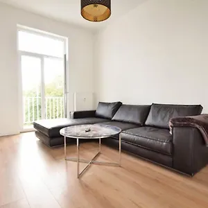  Apartment Schicke In Der Neustadt Deutschland